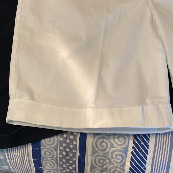 2 Pairs J Jill Cotton Shorts White, Navy 8P - Picture 9 of 11